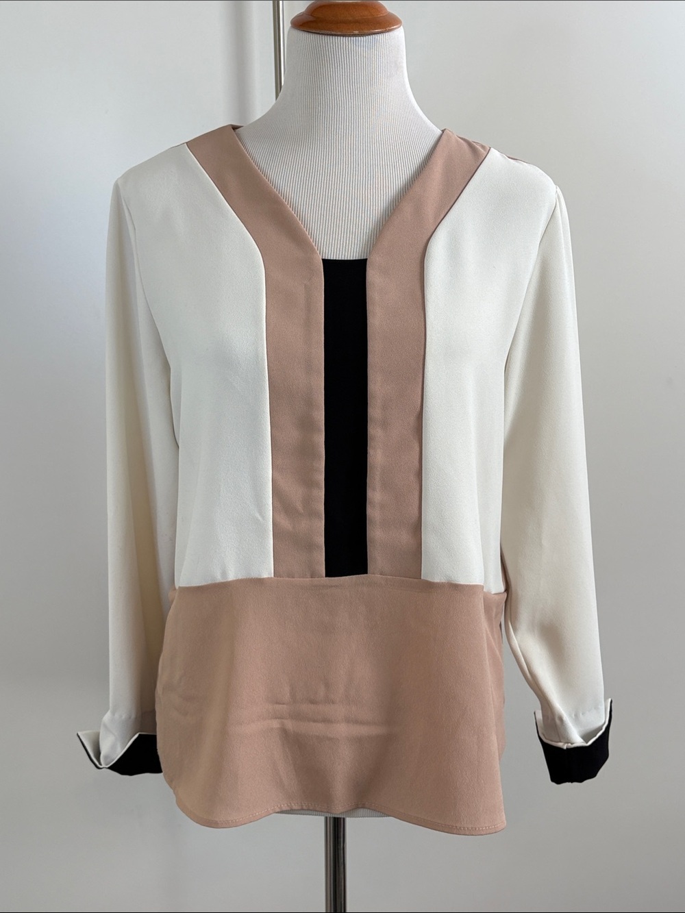 Pinkyotto Cream, Taupe & Black Colorblock V-Neck Blouse